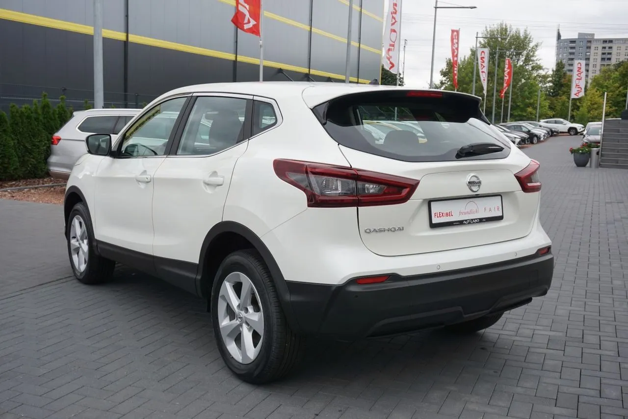 Nissan Qashqai 1.3 DIG-T...  Image 2