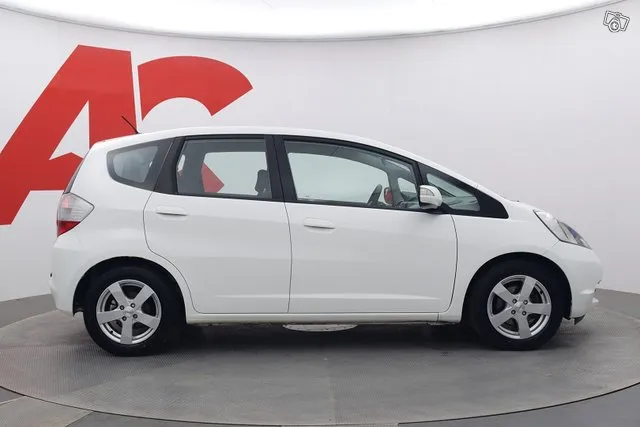 Honda Jazz 5D 1,4i Comfort i-Shift - / Lohkolämmitin / Vetok Image 6