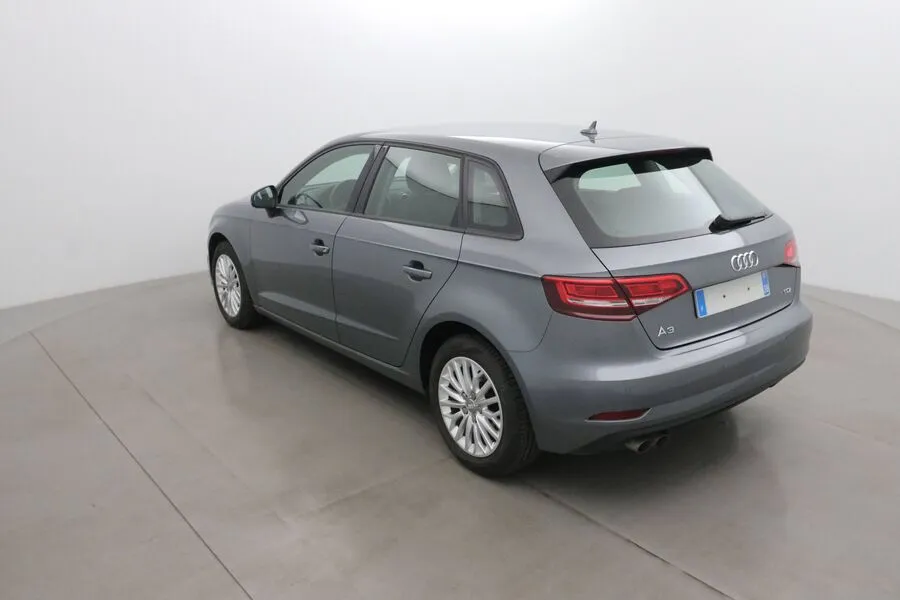 Audi A3 SPORTBACK 2.0 TDI 150 BUSINESS LINE S TRONIC 7 Image 3